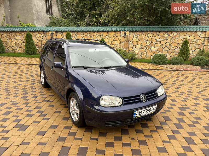Універсал Volkswagen Golf 2002 в Могилів-Подільському
