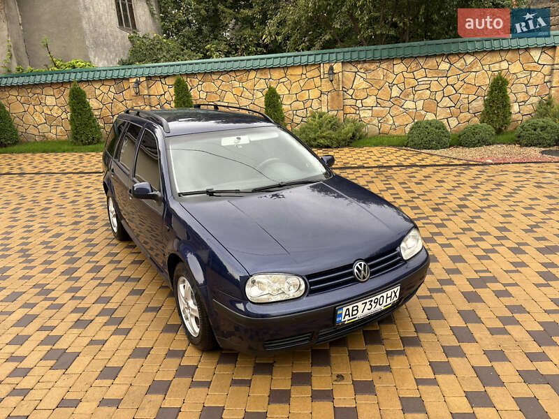 Універсал Volkswagen Golf 2002 в Могилів-Подільському