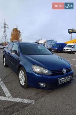 Универсал Volkswagen Golf 2012 в Киеве