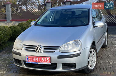 Хэтчбек Volkswagen Golf 2004 в Луцке