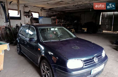 Хэтчбек Volkswagen Golf 1998 в Кривом Озере