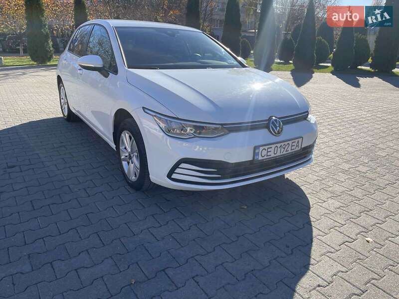 Хэтчбек Volkswagen Golf 2021 в Черновцах