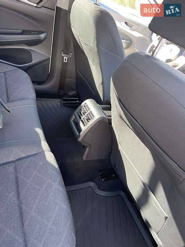 Хэтчбек Volkswagen Golf 2021 в Черновцах