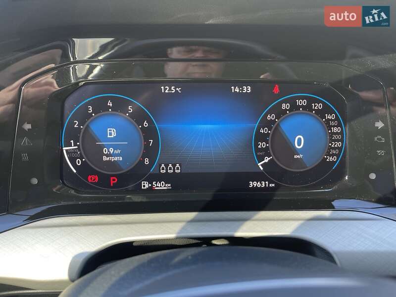 Хэтчбек Volkswagen Golf 2021 в Черновцах