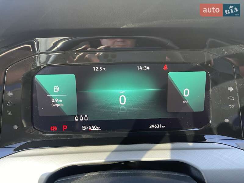 Хэтчбек Volkswagen Golf 2021 в Черновцах