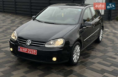 Хетчбек Volkswagen Golf 2008 в Києві
