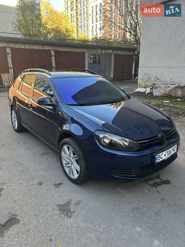 Универсал Volkswagen Golf 2009 в Львове