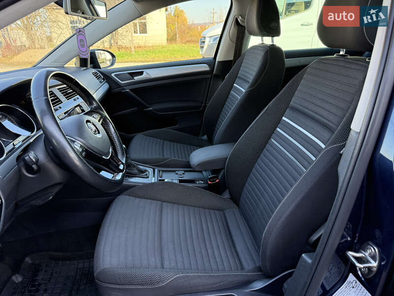 Хетчбек Volkswagen Golf 2014 в Виноградові фото 10 Хетчбек Volkswagen Golf 2014 в Виноградові