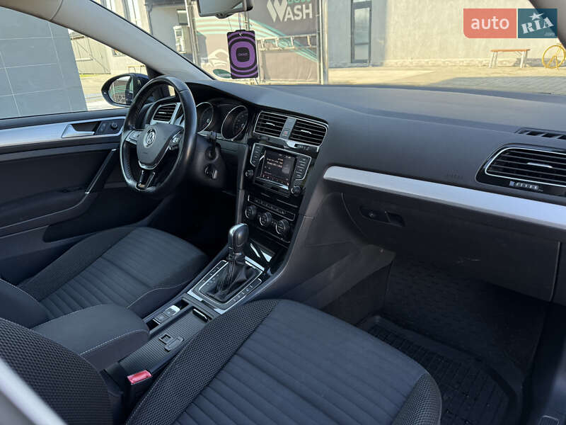 Хетчбек Volkswagen Golf 2014 в Виноградові фото 16 Хетчбек Volkswagen Golf 2014 в Виноградові