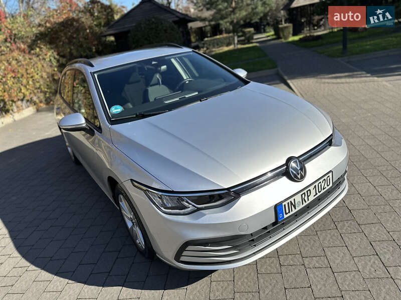 Универсал Volkswagen Golf 2021 в Калуше