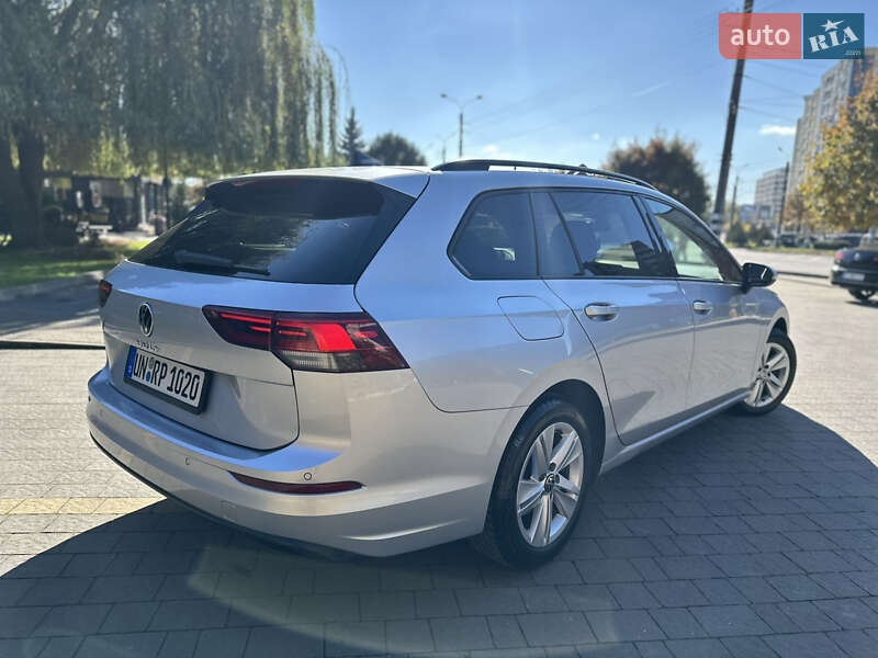 Универсал Volkswagen Golf 2021 в Калуше