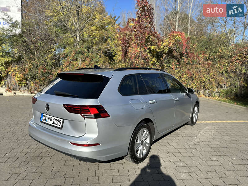 Универсал Volkswagen Golf 2021 в Калуше