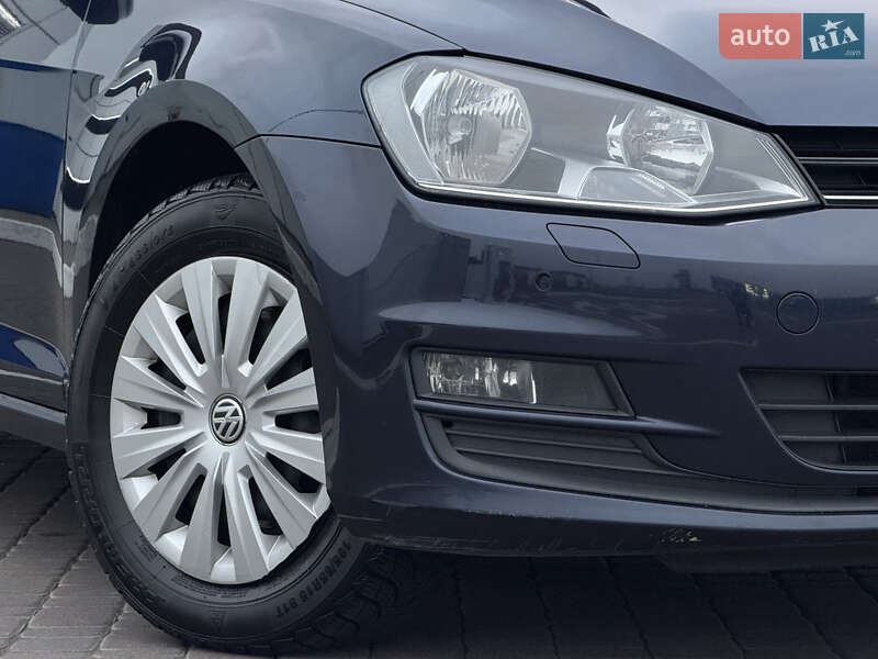 Универсал Volkswagen Golf 2013 в Киеве