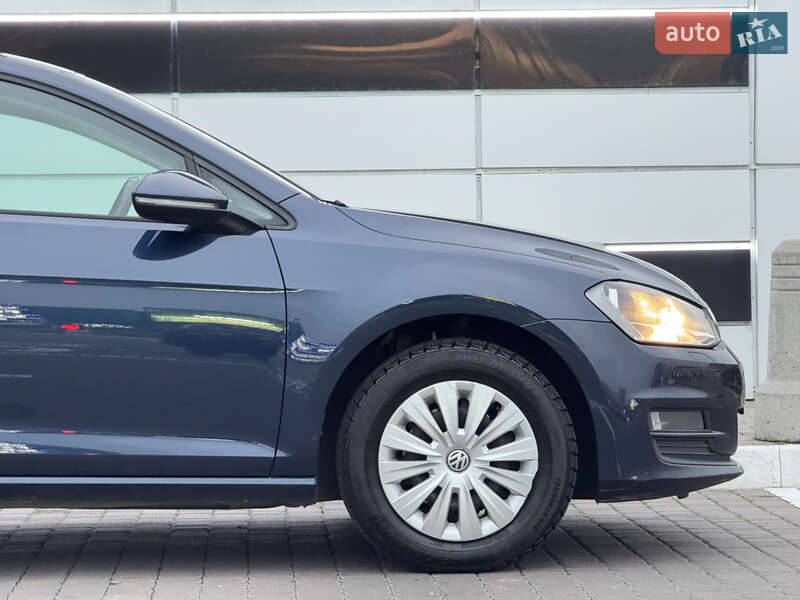 Универсал Volkswagen Golf 2013 в Киеве