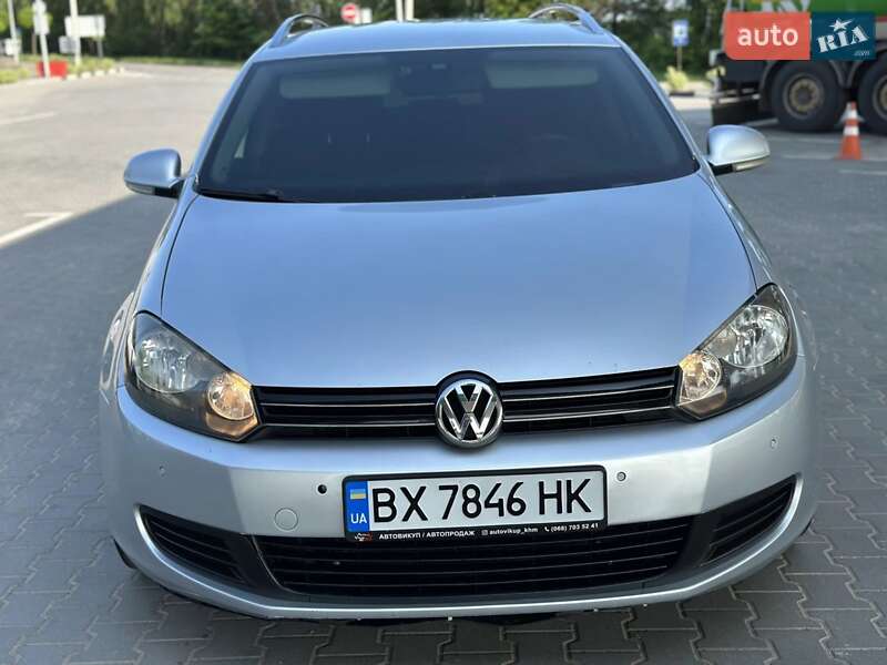 Универсал Volkswagen Golf 2010 в Хмельницком