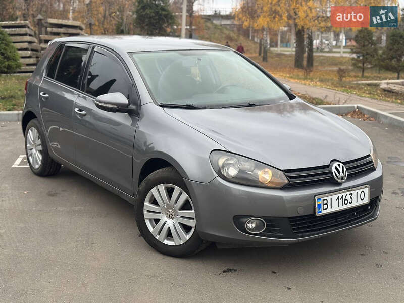 Хэтчбек Volkswagen Golf 2008 в Лубнах