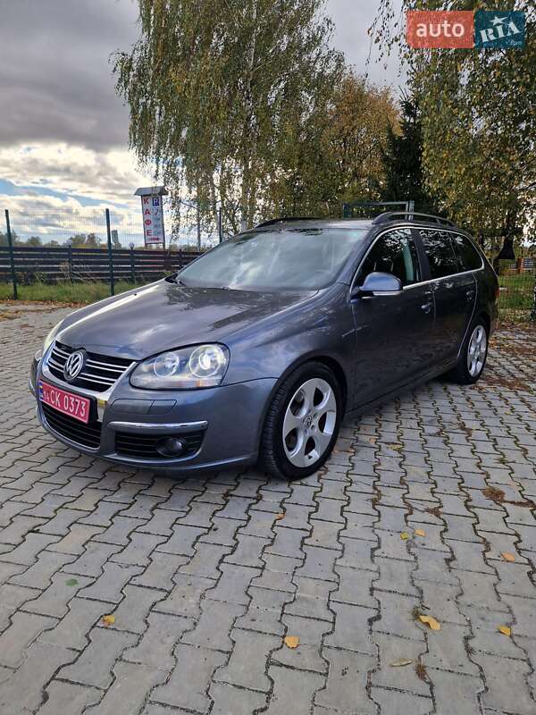 Универсал Volkswagen Golf 2008 в Стрые