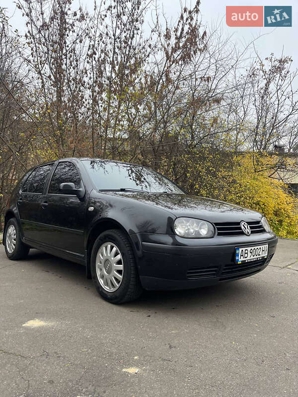 Хэтчбек Volkswagen Golf 1998 в Виннице
