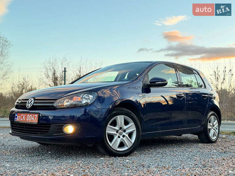 Хэтчбек Volkswagen Golf 2010 в Дрогобыче