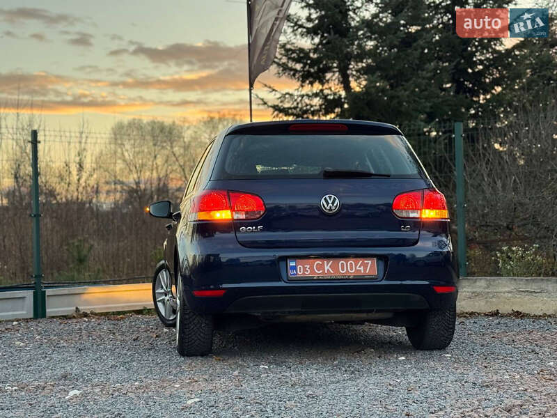 Хэтчбек Volkswagen Golf 2010 в Дрогобыче