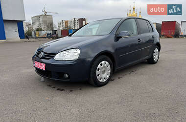 Хетчбек Volkswagen Golf 2005 в Ковелі