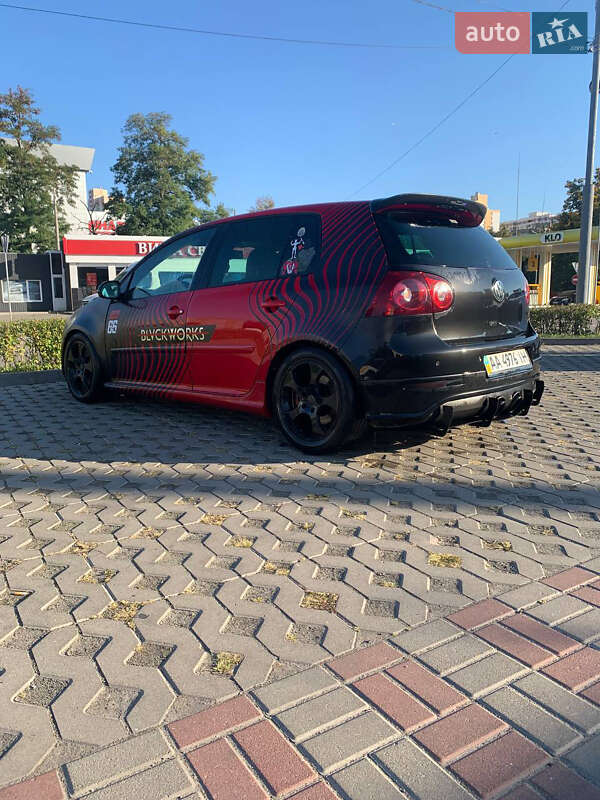 Хэтчбек Volkswagen Golf 2006 в Броварах