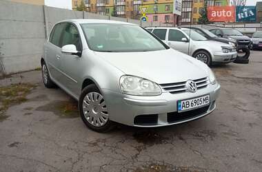 Хетчбек Volkswagen Golf 2006 в Вінниці