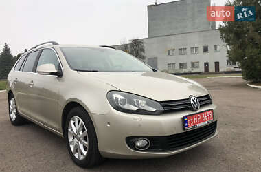 Універсал Volkswagen Golf 2012 в Рівному