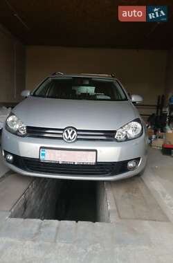 Универсал Volkswagen Golf 2010 в Павлограде