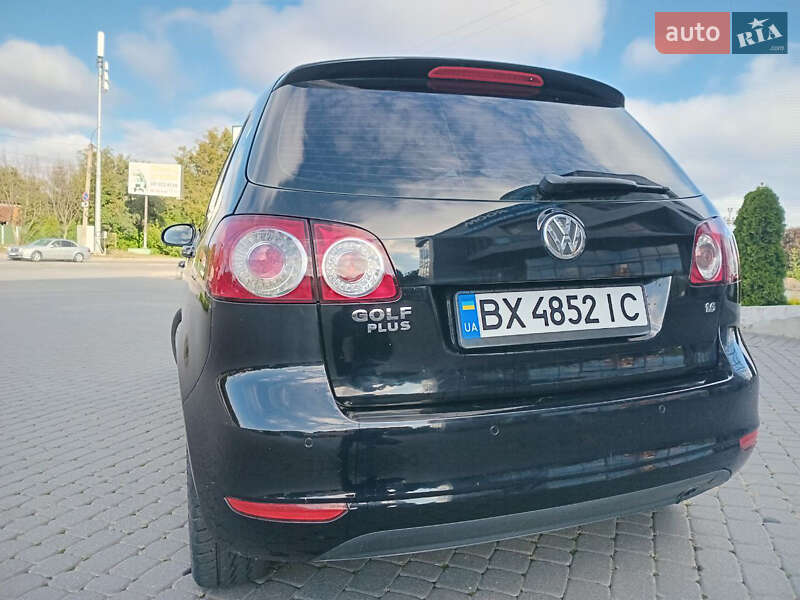 Хэтчбек Volkswagen Golf 2009 в Хмельницком