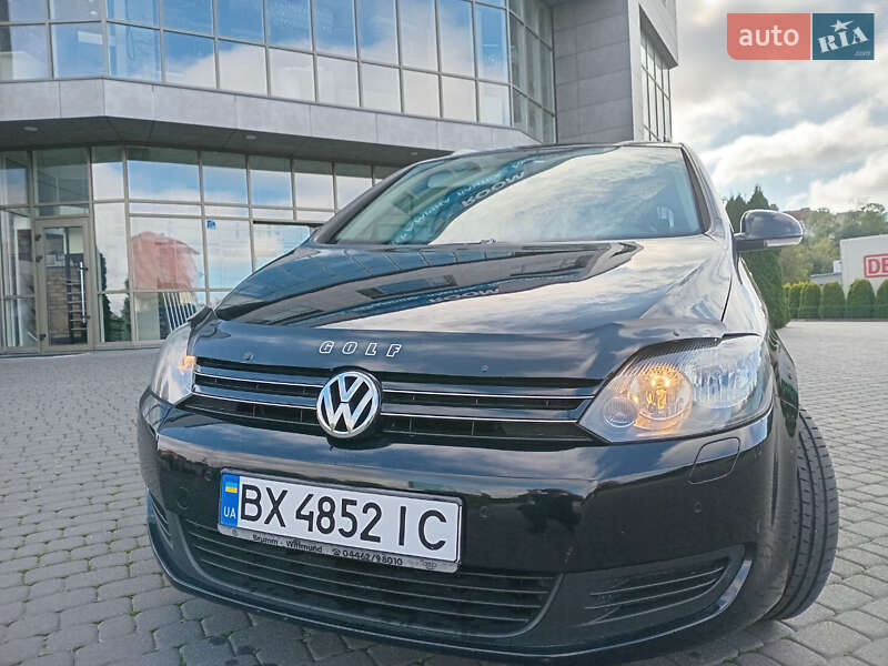 Хэтчбек Volkswagen Golf 2009 в Хмельницком