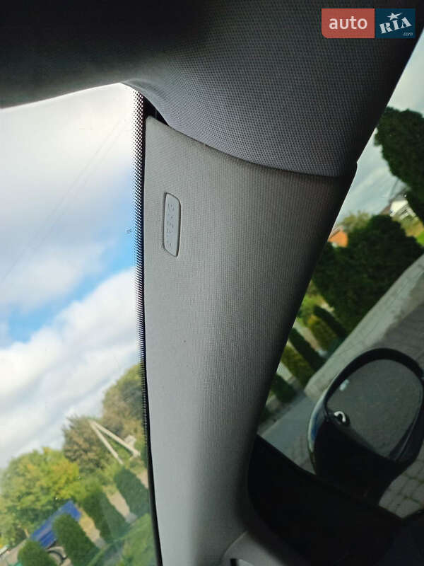 Хэтчбек Volkswagen Golf 2009 в Хмельницком