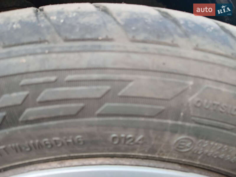 Хэтчбек Volkswagen Golf 2009 в Хмельницком