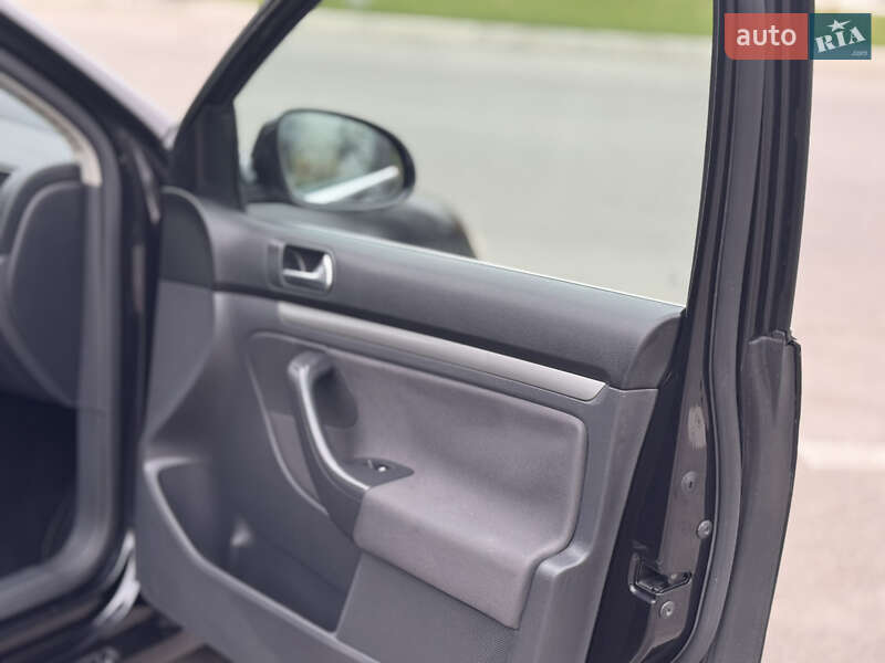 Універсал Volkswagen Golf 2008 в Запоріжжі фото 52 Універсал Volkswagen Golf 2008 в Запоріжжі