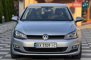 Хетчбек Volkswagen Golf 2015 в Хмельницькому