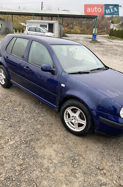 Хэтчбек Volkswagen Golf 2001 в Шиловцы