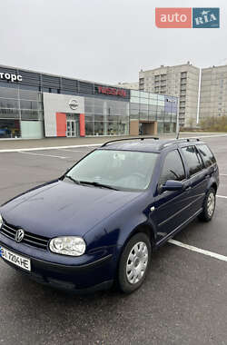 Універсал Volkswagen Golf 2000 в Полтаві