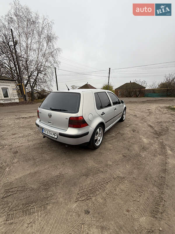 Хэтчбек Volkswagen Golf 2000 в Богодухове