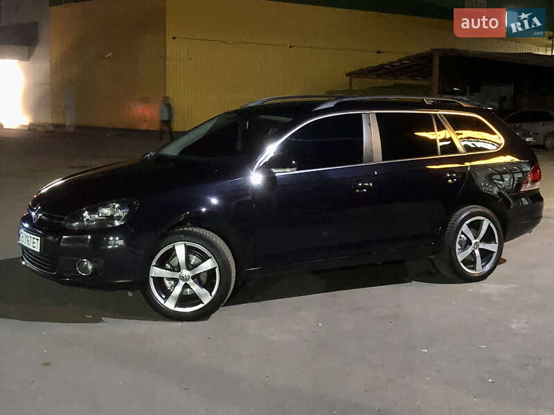 Универсал Volkswagen Golf 2011 в Нежине