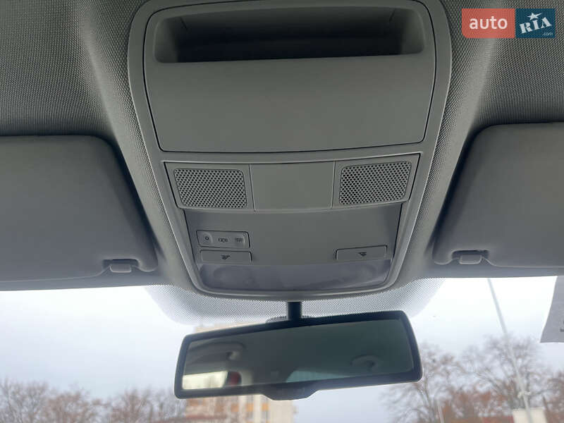 Хетчбек Volkswagen Golf 2007 в Черкасах