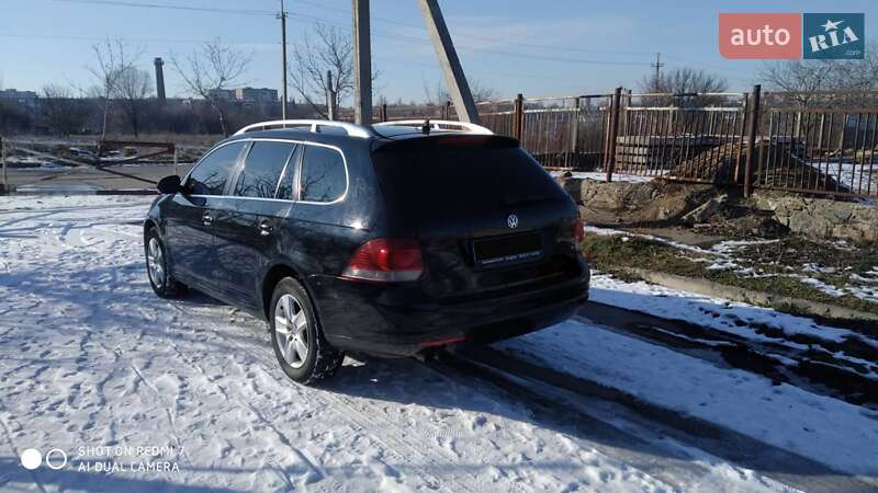 Универсал Volkswagen Golf 2010 в Первомайске