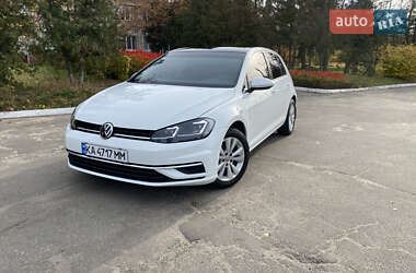 Хетчбек Volkswagen Golf 2021 в Києві