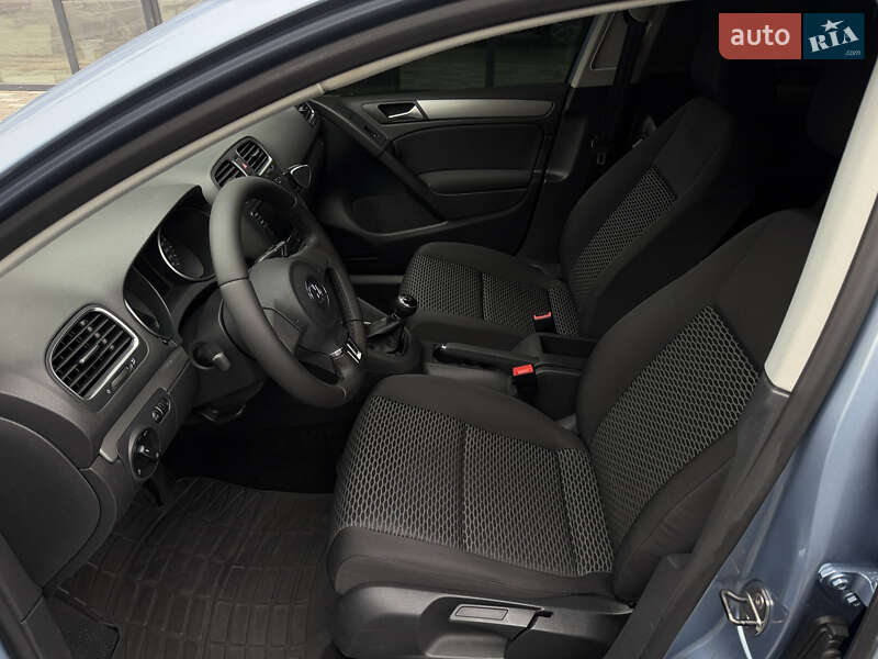 Хэтчбек Volkswagen Golf 2010 в Полтаве фото 82 Хэтчбек Volkswagen Golf 2010 в Полтаве