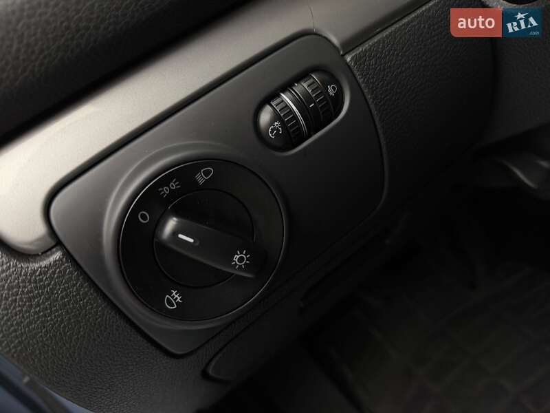 Хэтчбек Volkswagen Golf 2010 в Полтаве фото 85 Хэтчбек Volkswagen Golf 2010 в Полтаве