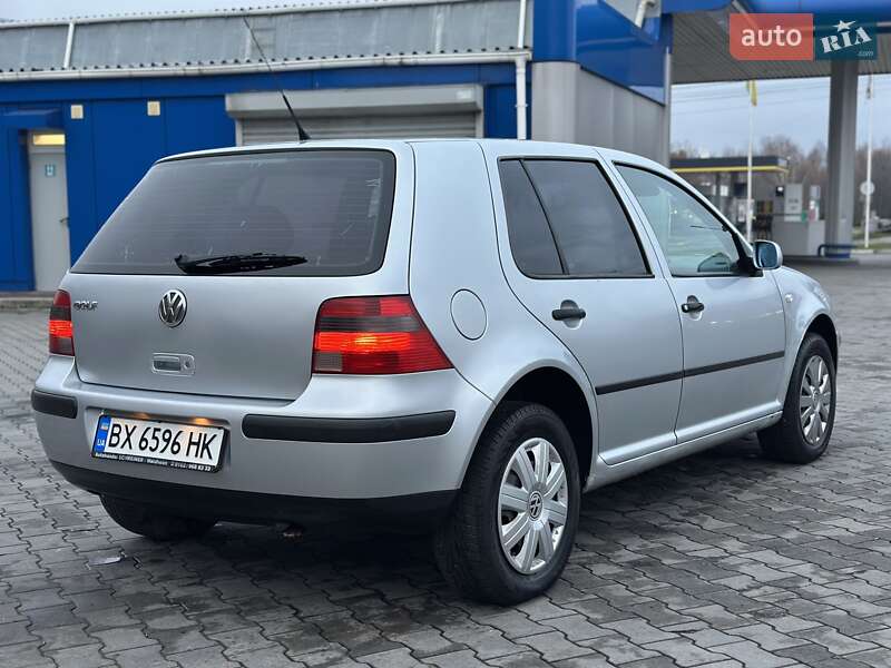 Хэтчбек Volkswagen Golf 2000 в Хмельницком