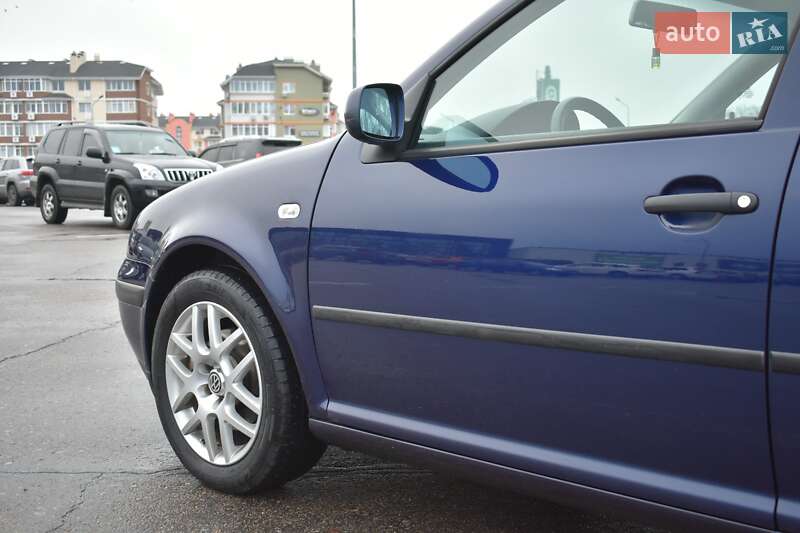 Универсал Volkswagen Golf 2000 в Крюковщине