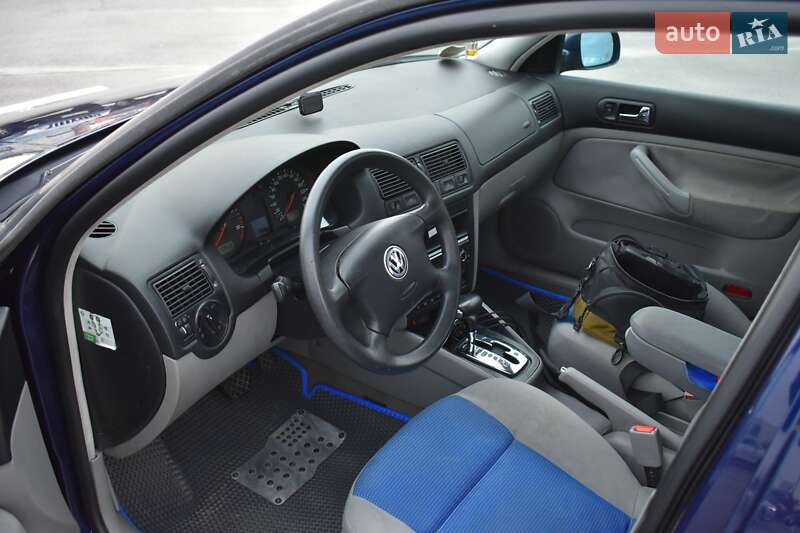Универсал Volkswagen Golf 2000 в Крюковщине