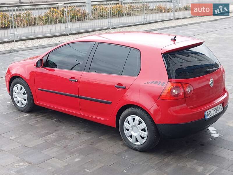Хетчбек Volkswagen Golf 2004 в Летичіві фото 11 Хетчбек Volkswagen Golf 2004 в Летичіві