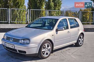 Хэтчбек Volkswagen Golf 2000 в Киеве