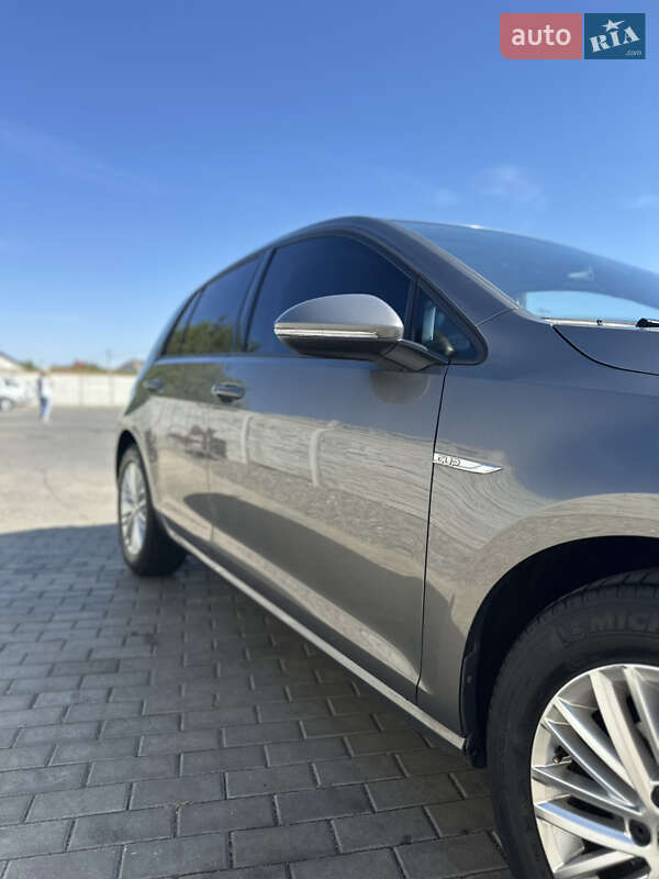 Хэтчбек Volkswagen Golf 2015 в Белой Церкви